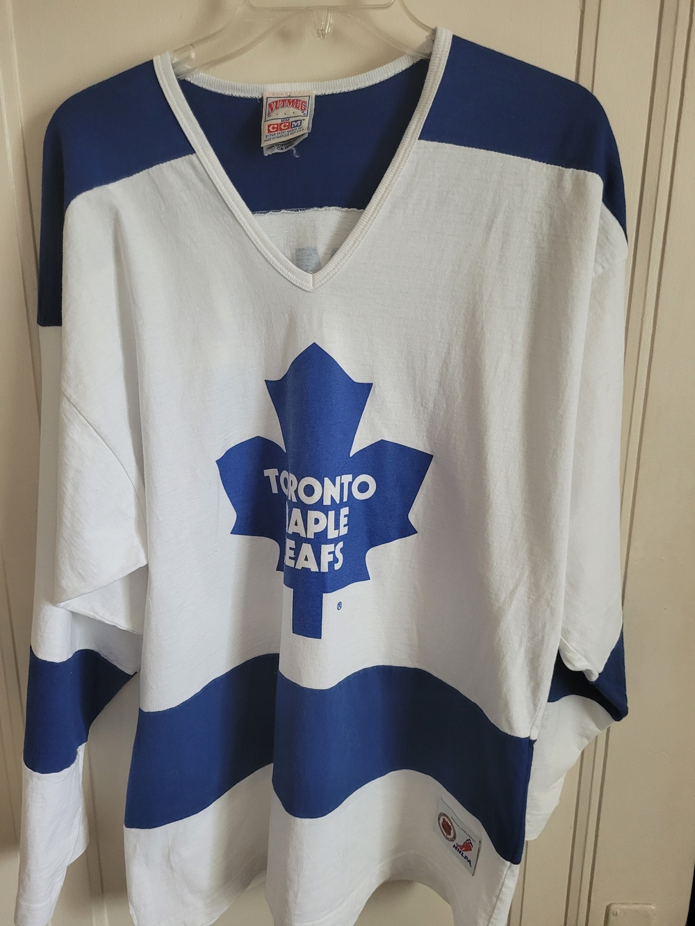 Vintage Official Toronto Maple Leafs Jersey With Gilmour On The Back